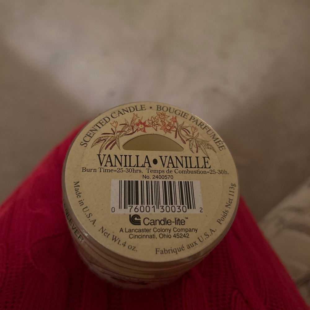 Scented candle